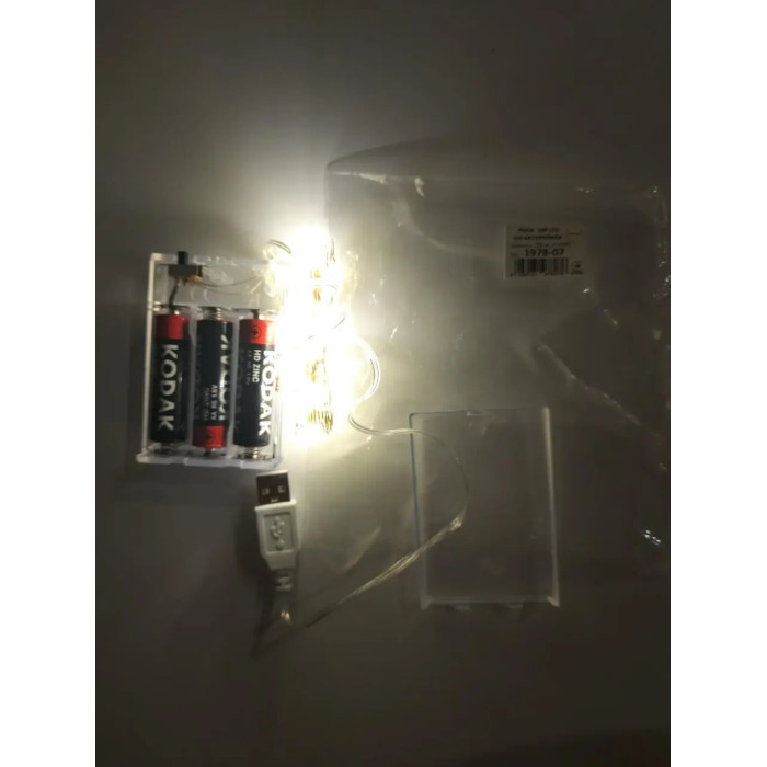 Светодиодная гирлянда на батарейках + USB РОСА 50 LED, 5 м, тепло-белая. Новогодняя гирлянда