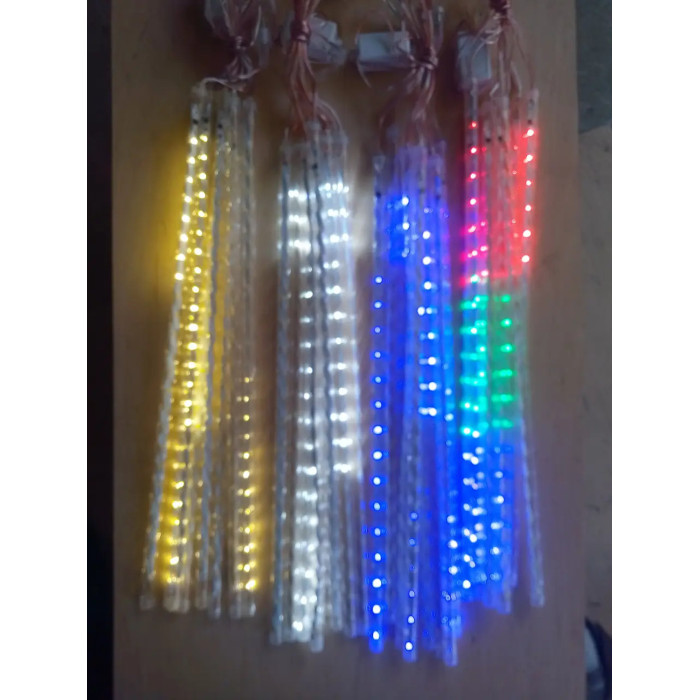 Новогодняя LED гирлянда «Метеоритный дождь». Светодиодная штора, 8 палочек, 3 м, мультиколор